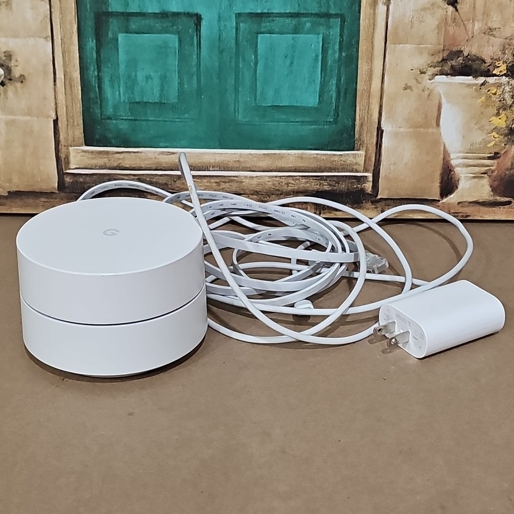 Google AC-1304 WiFi Point Router With Power Cord - Picture 1 of 6